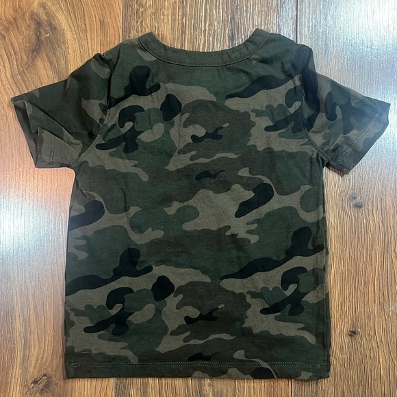 Lot of boy casual tees size 2t - Picture 7 of 10